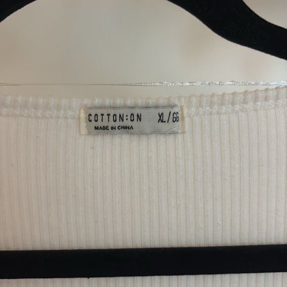 Cotton On Sweater - Picture 2 of 3